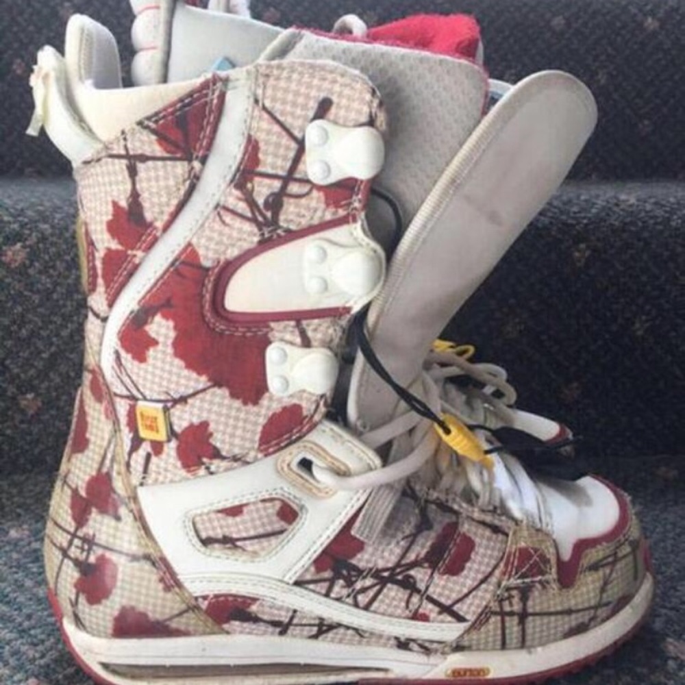 Burton Women’s Snowboarding Boots